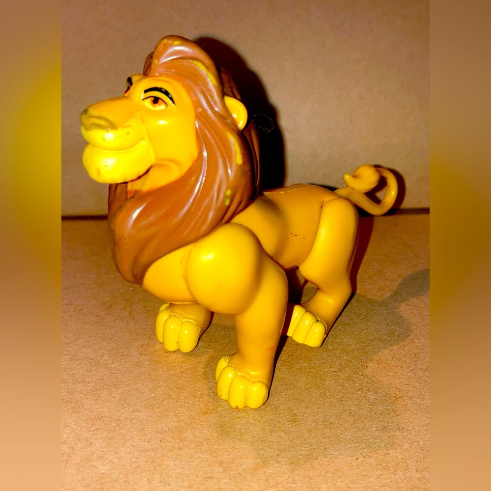 Vintage Disney The Lion King Simba Action Figure Burger King Toy 3"